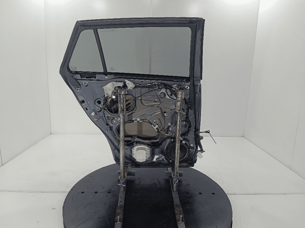 Дверь задняя левая к Toyota Avensis 3 (09-11)