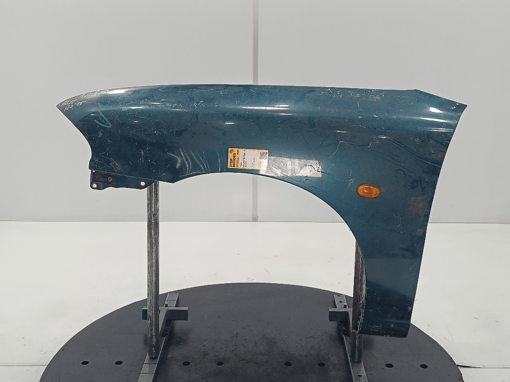 Крыло переднее левое к Hyundai Accent 1 (94-99)