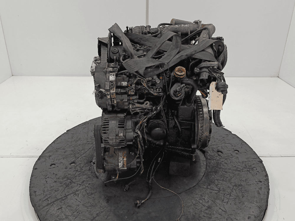 Двигатель к Renault Scenic 2 (03-06)