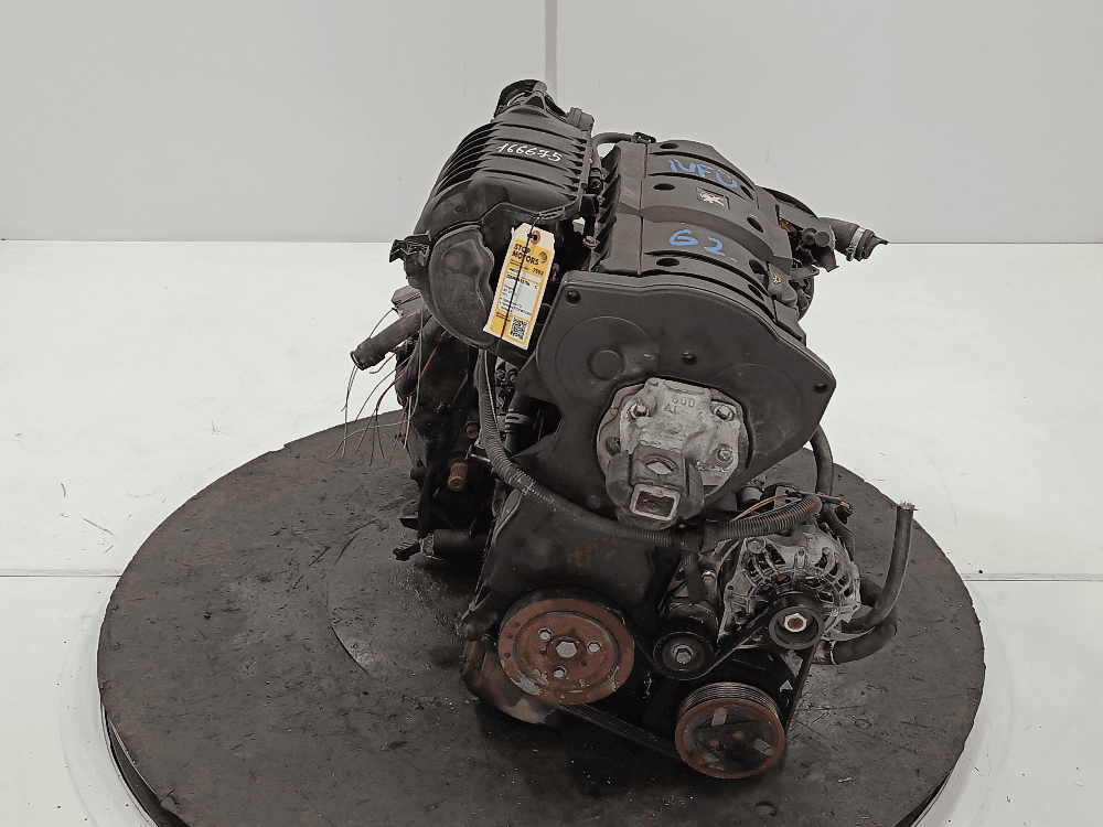 Двигатель к Peugeot 307 (01-05)