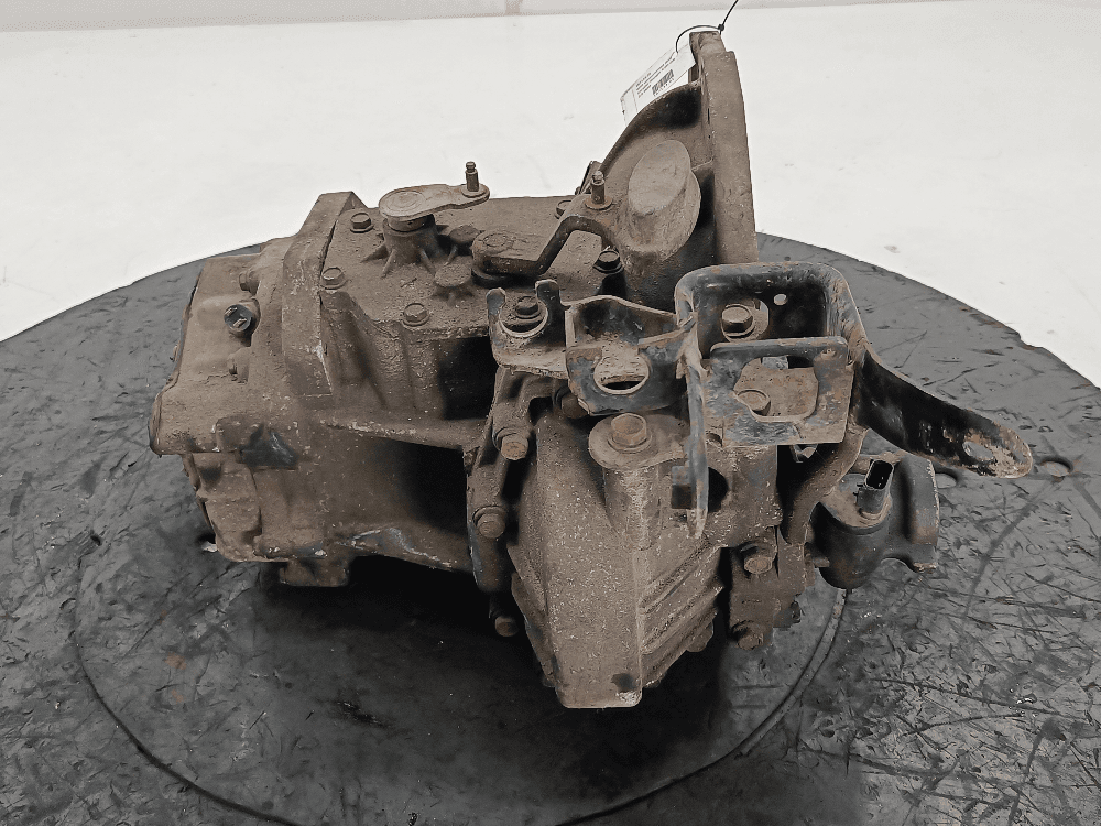 КПП механическая (МКПП) к Chrysler Voyager 4 (01-04)