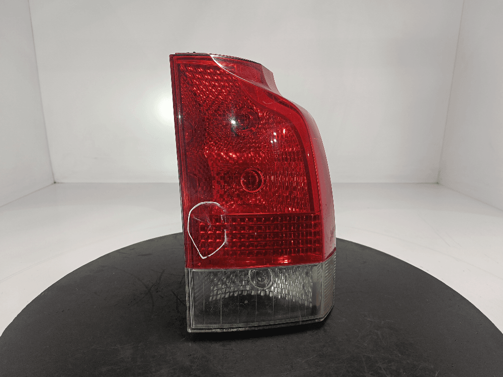 Фонарь задний правый к Volvo XC70 2 (00-05)