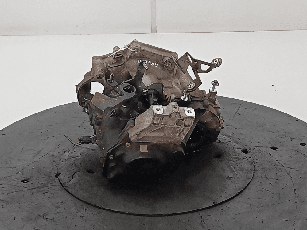 КПП механическая (МКПП) к Volkswagen Golf 5 (03-09)