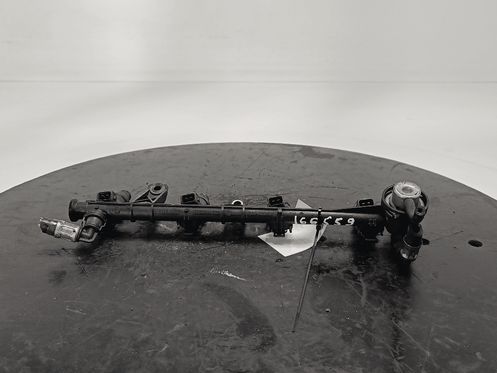 Π’ΠΎΠΏΠ»ΠΈΠ²Π½Π°Ρ ΡΠ°ΠΌΠΏΠ° ΠΊ Renault Megane 1 (95-99)