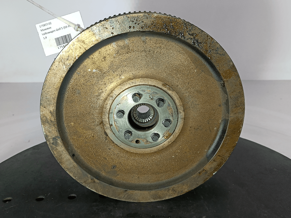 Маховик к Volkswagen Golf 5 (03-09)