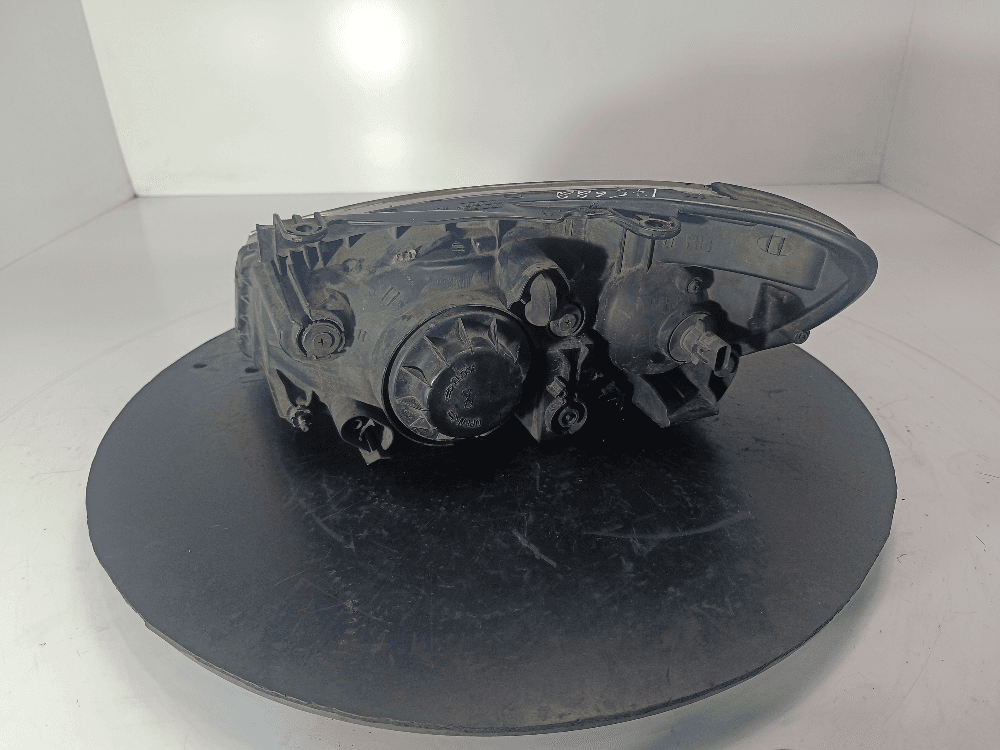 Фара правая к Kia Cerato 1 (03-06)