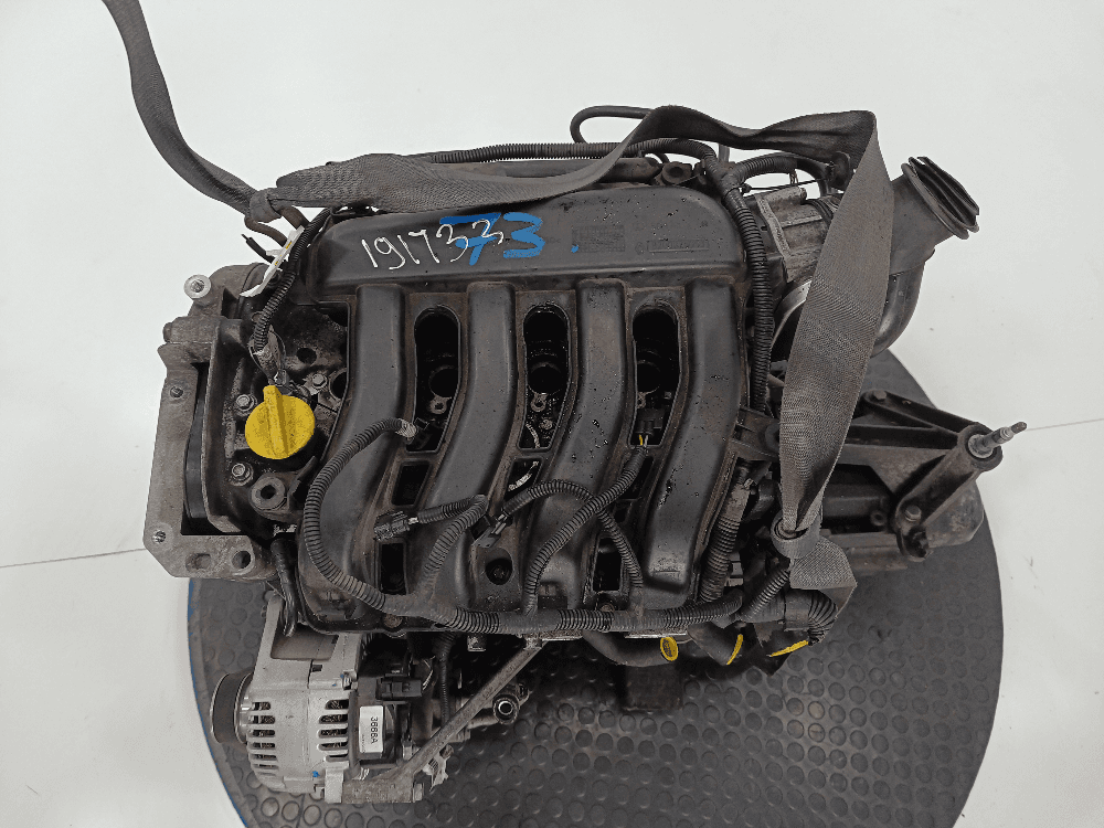 Двигатель к Renault Scenic 2 (03-06)