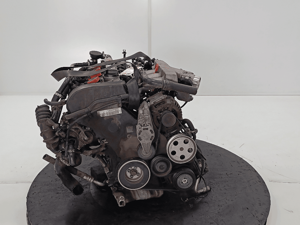 Двигатель к Audi A4 B6 (01-05)