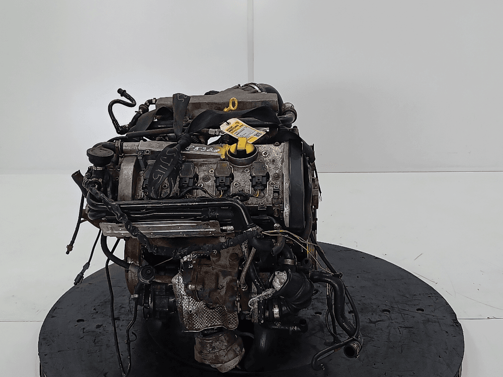 Двигатель к Audi A4 B7 (04-09)