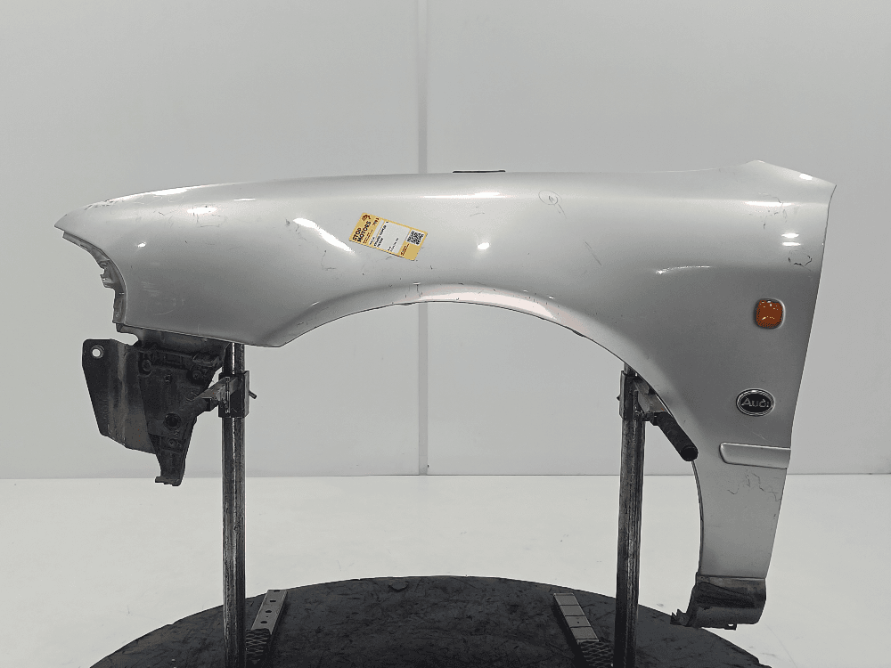 Крыло переднее левое к Audi A4 B5 (94-99)