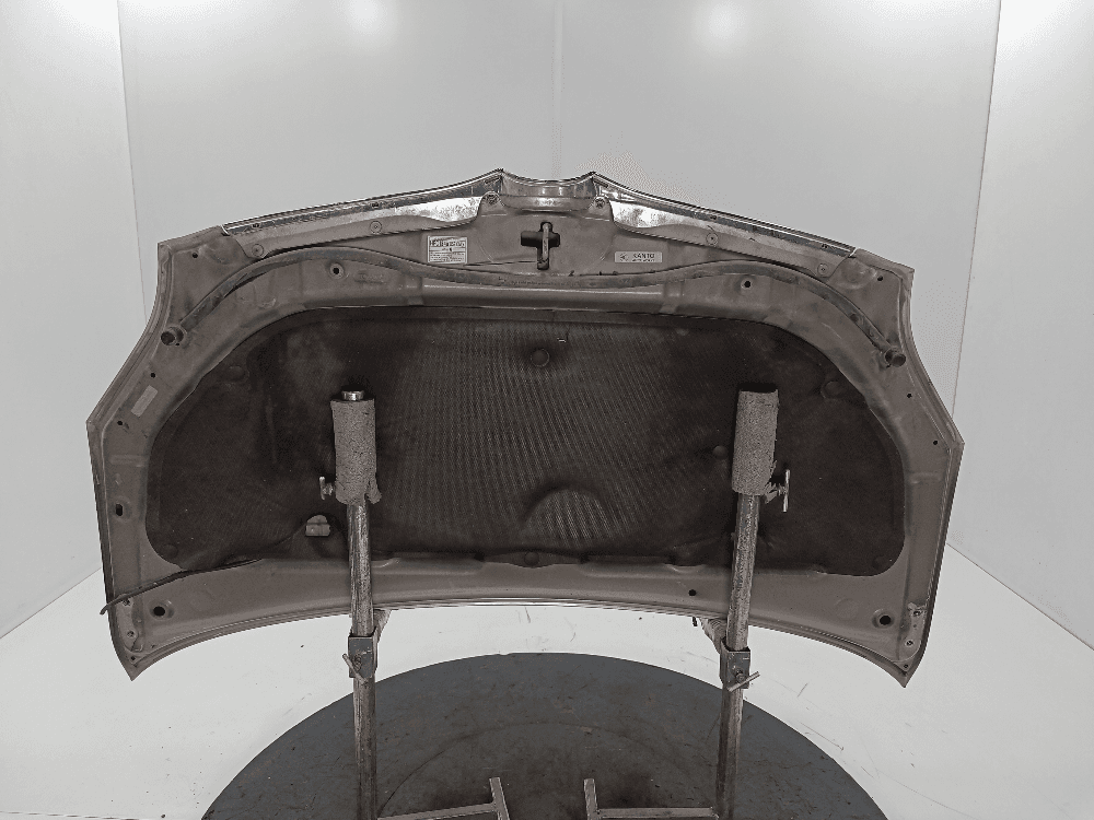 Капот к Toyota Corolla Verso 1 (01-04)