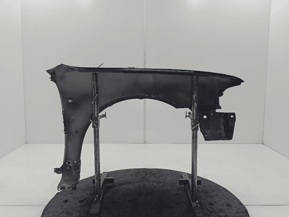 Крыло переднее левое к Audi A4 B5 (94-99)