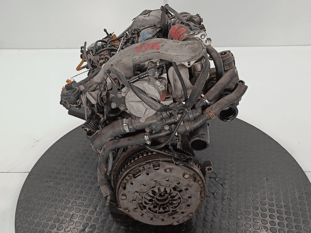 Двигатель к Renault Laguna 2 (01-05)