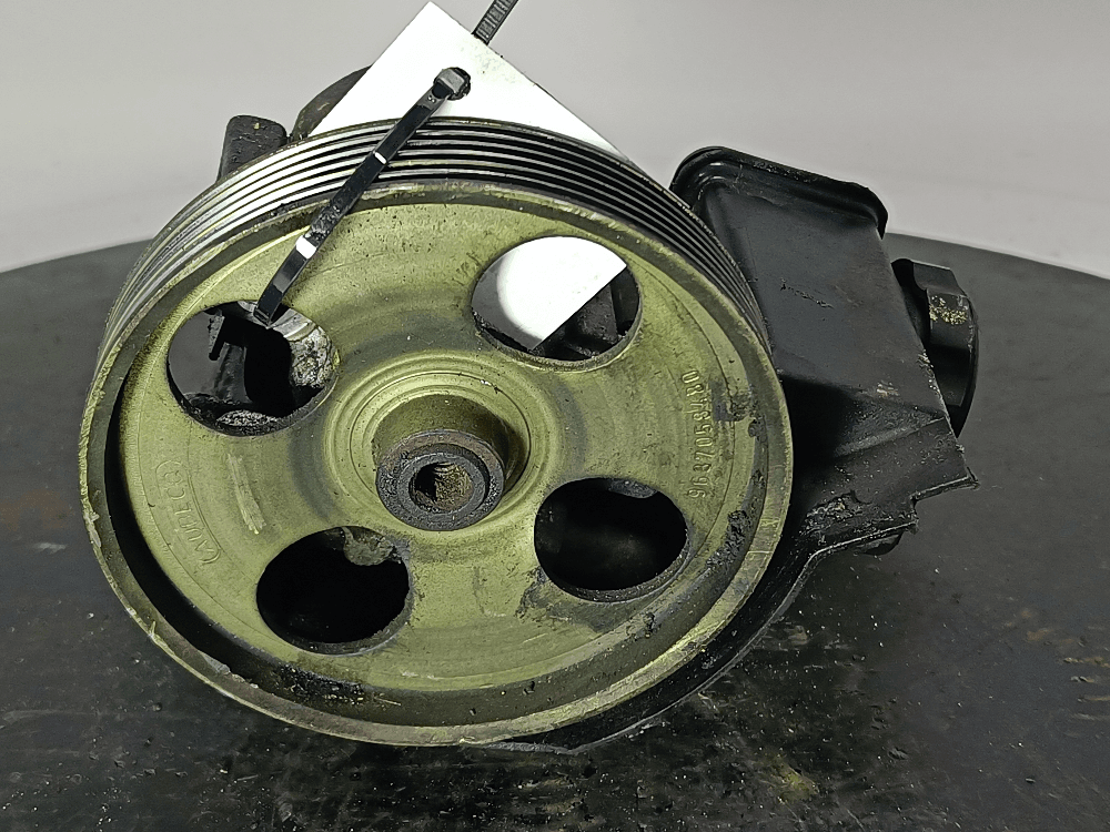 Насос гидроусилителя руля к Peugeot 307 (01-05)