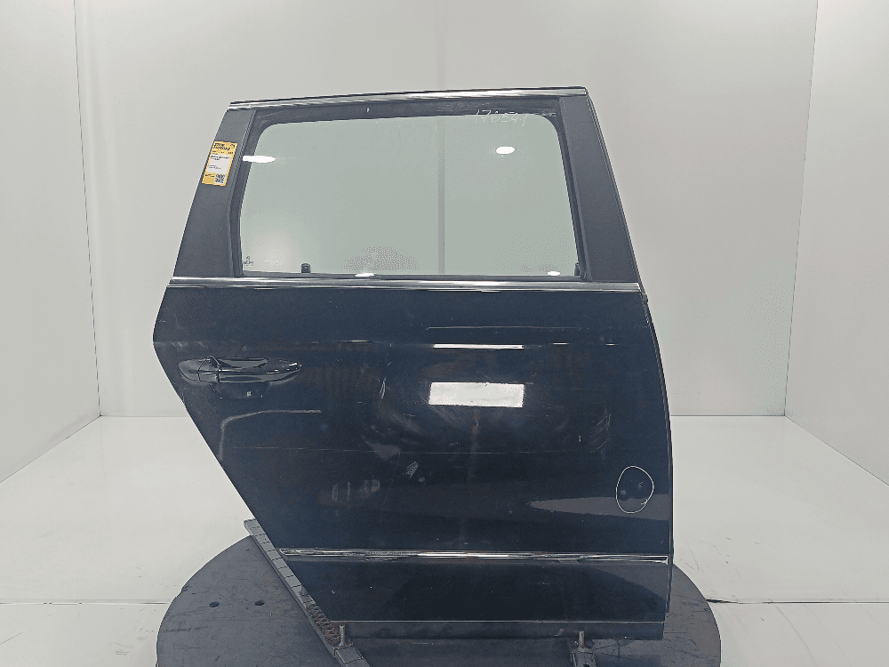 Дверь задняя правая к Volkswagen Passat B6 (05-10)