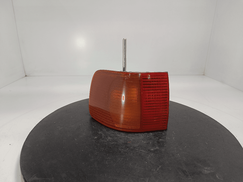 Фонарь задний левый к Audi 100 C4 (90-94)