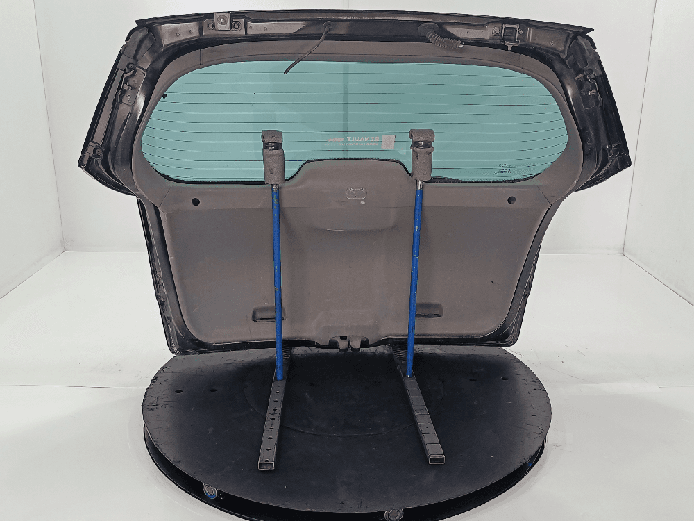 Крышка багажника (дверь 3-5) к Renault Scenic 2 (03-06)