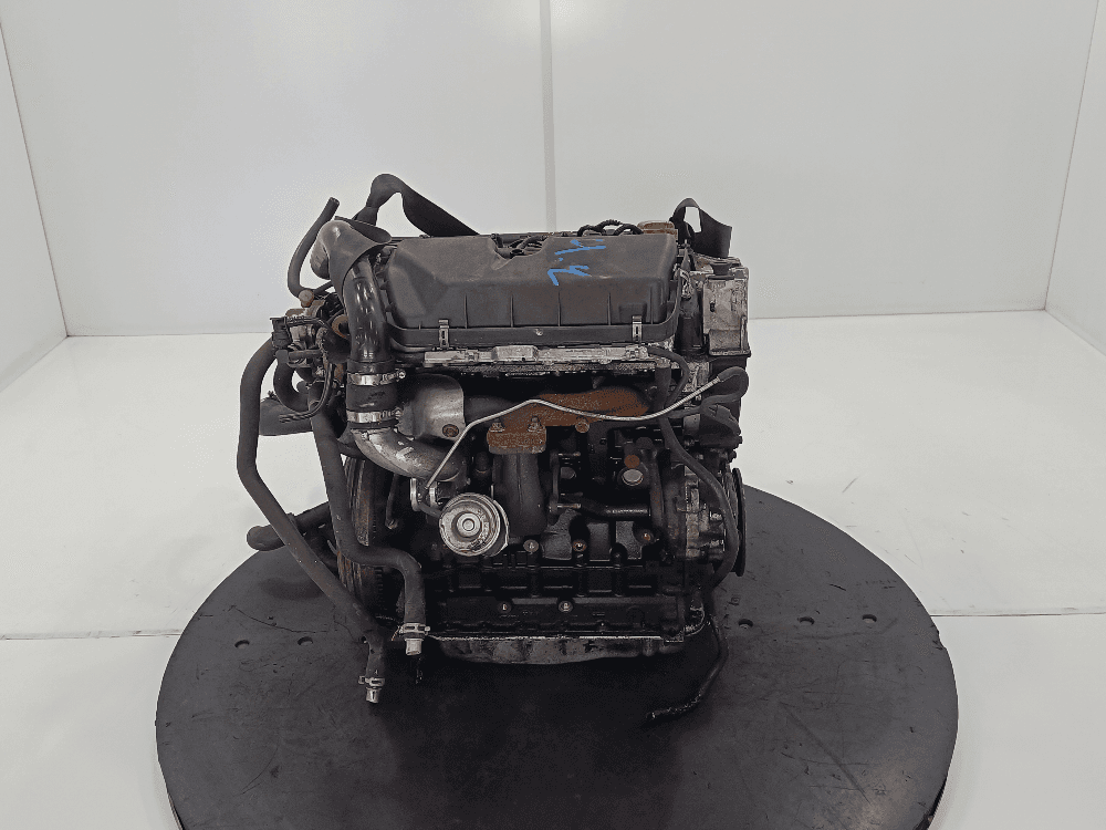Двигатель к Renault Espace 4 (02-06)