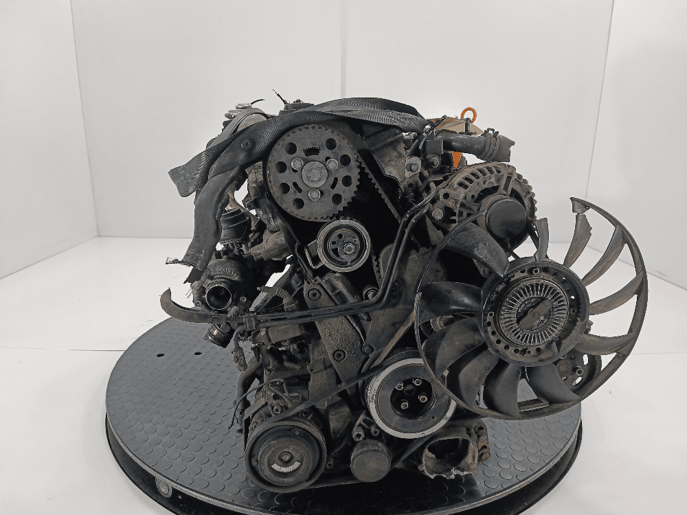 Двигатель к Audi A4 B6 (01-05)