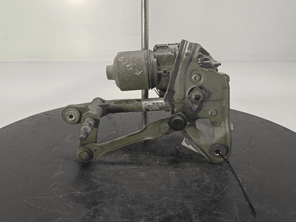 Моторчик передних стеклоочистителей (дворников) к Peugeot 3008 1 (10-13)