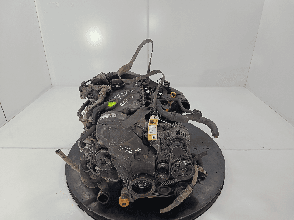 Двигатель к Audi A4 B7 (04-09)