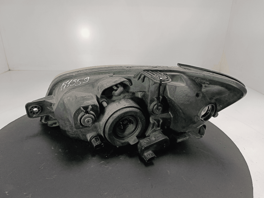 Фара правая к Hyundai Getz 1 (02-05)