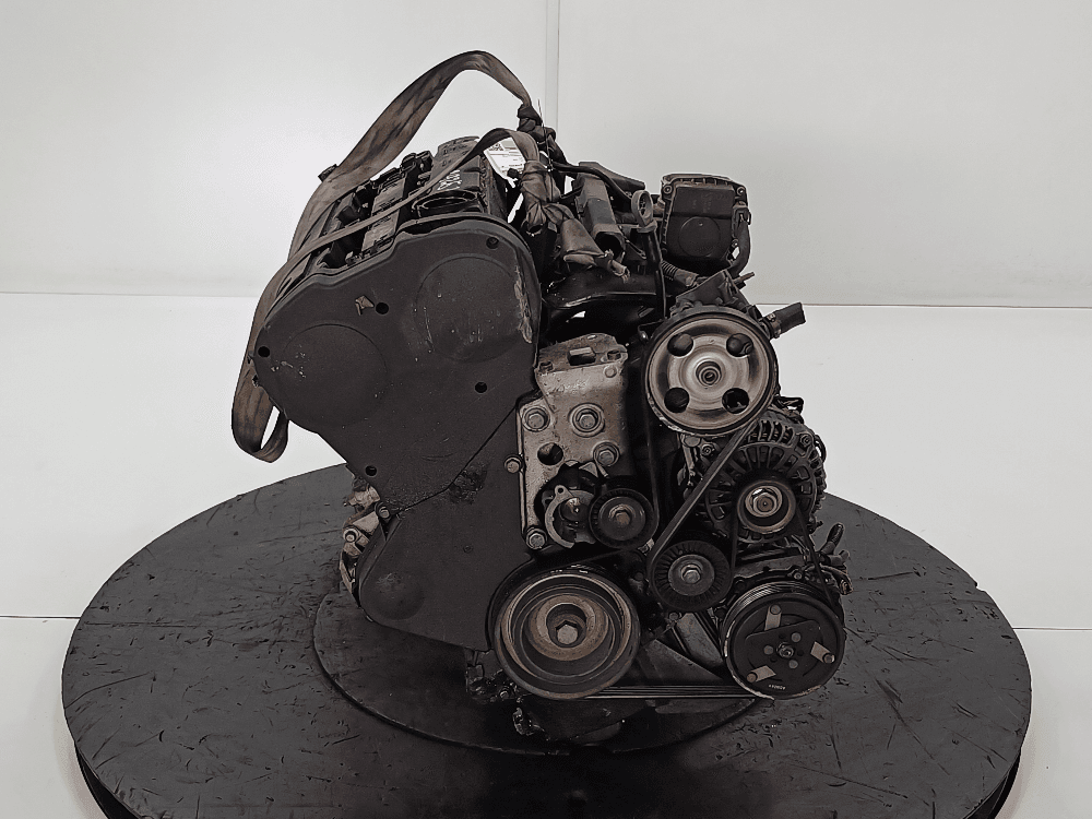 Двигатель к Citroen C5 1 (01-04)