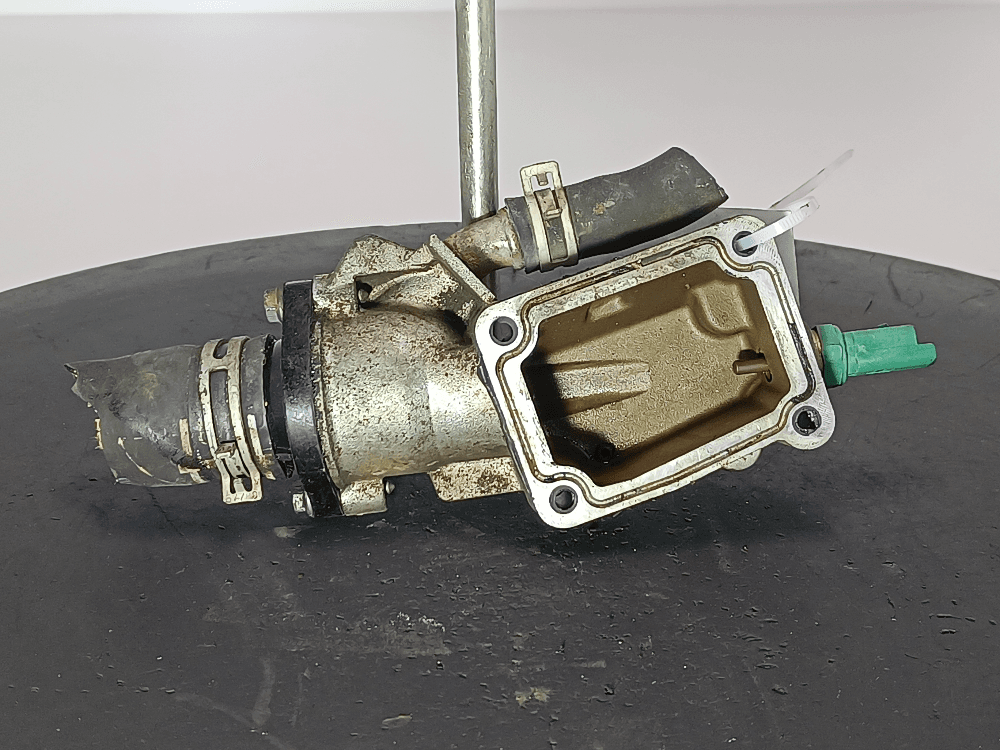 Корпус термостата к Citroen C4 1 (04-08)