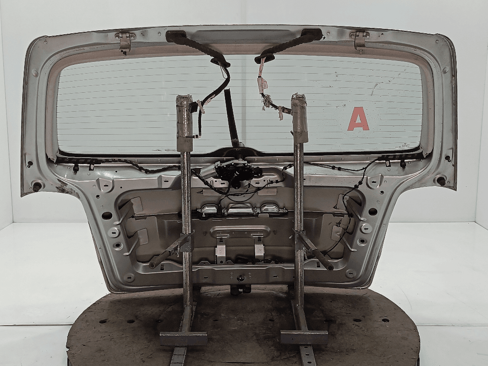 Крышка багажника (дверь 3-5) к Volkswagen Touareg 1 (02-07)