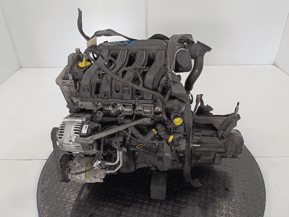 Двигатель к Renault Scenic 2 (03-06)