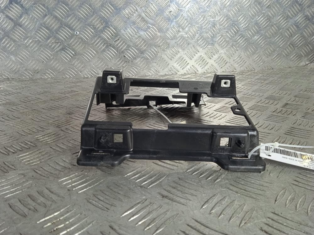 Кронштейн к Tesla Model X (15-21)