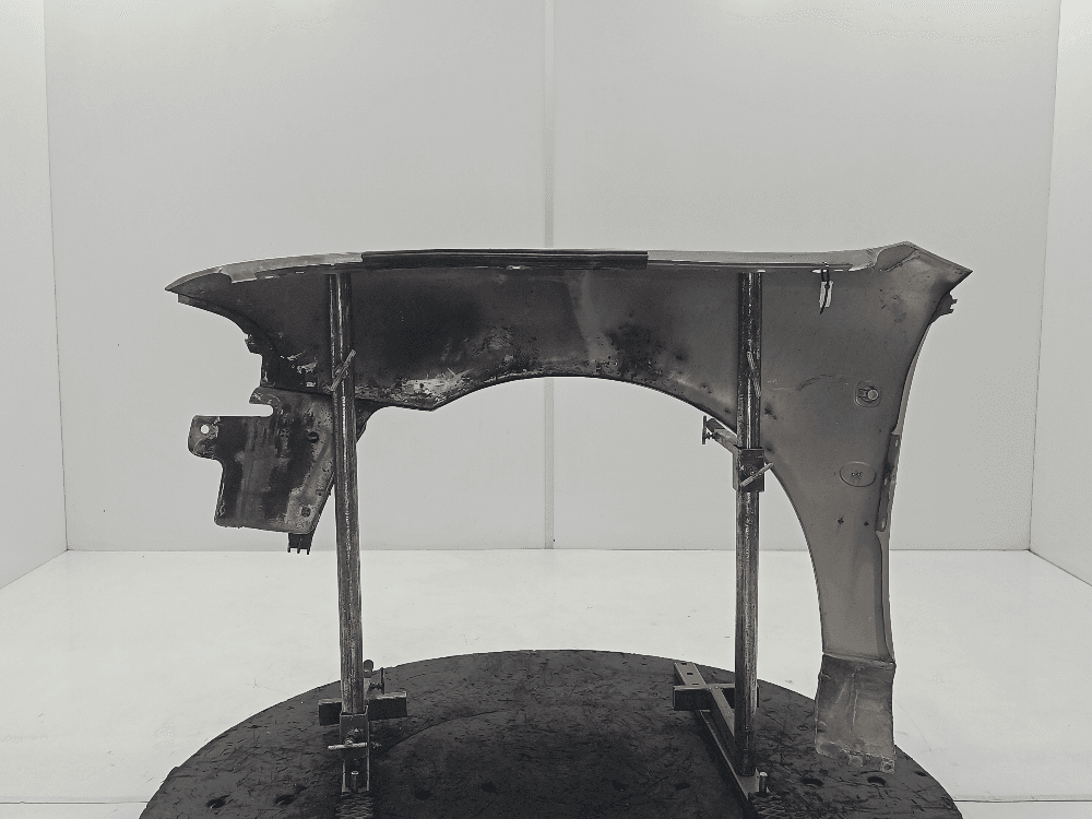 Крыло переднее правое к Audi A4 B5 (94-99)