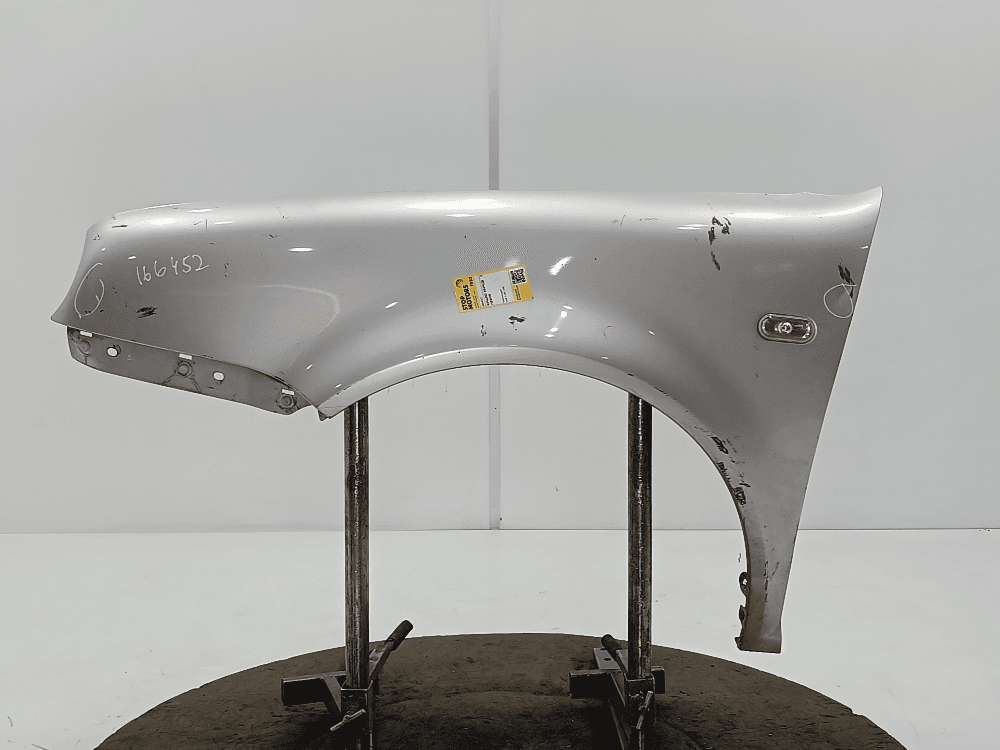 Крыло переднее левое к Volkswagen Golf 4 (97-06)