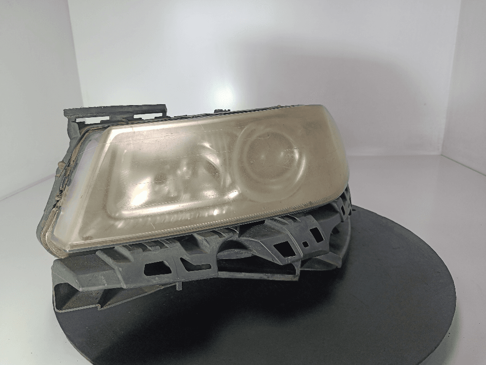 Фара левая к Renault Megane 2 (02-06)