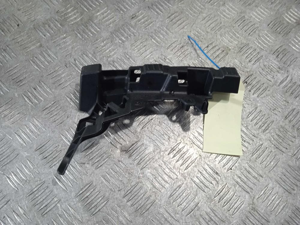 Кронштейн к Tesla Model X (15-21)