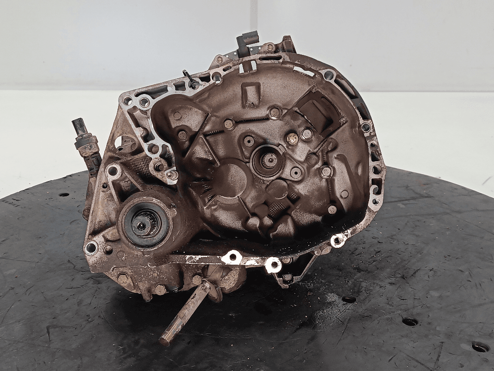 КПП механическая (МКПП) к Renault Clio 2 Рестайлинг (01-03)