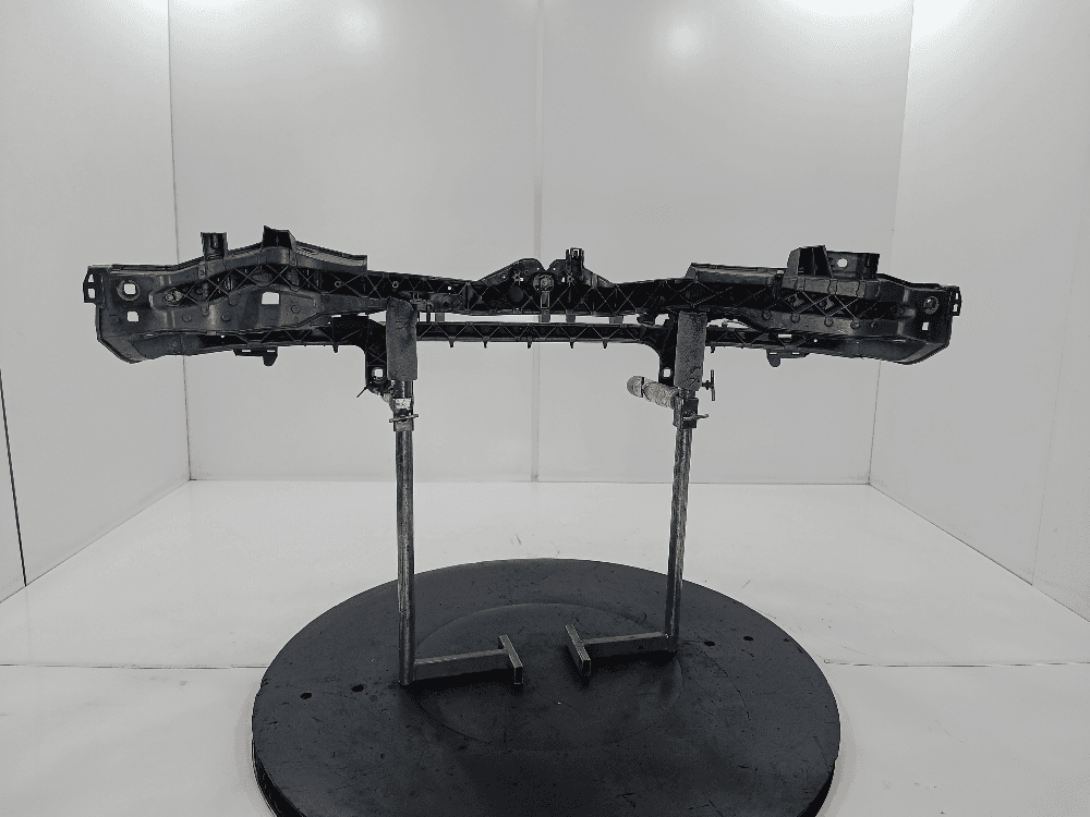 Передняя панель крепления облицовки (телевизор) к Ford C-Max 1 (03-07)