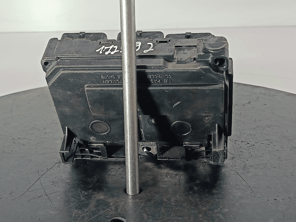 Блок BSM к Peugeot 407 (04-11)