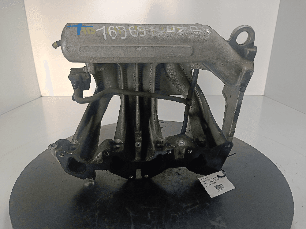 Коллектор впускной к Renault Megane 1 (95-99)