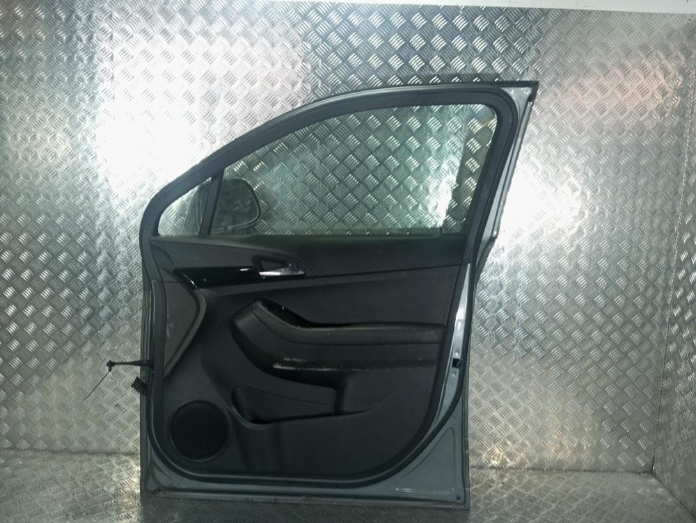 Дверь передняя правая к Chevrolet Orlando 1 (10-18)