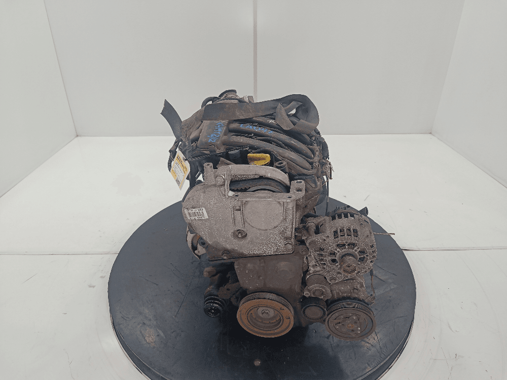 Двигатель к Renault Scenic 2 (03-06)