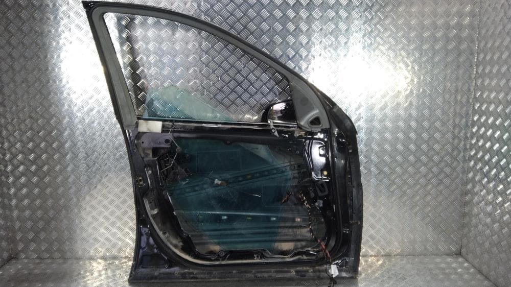 Дверь передняя левая к Mercedes ML W164 Рестайлинг (08-11)