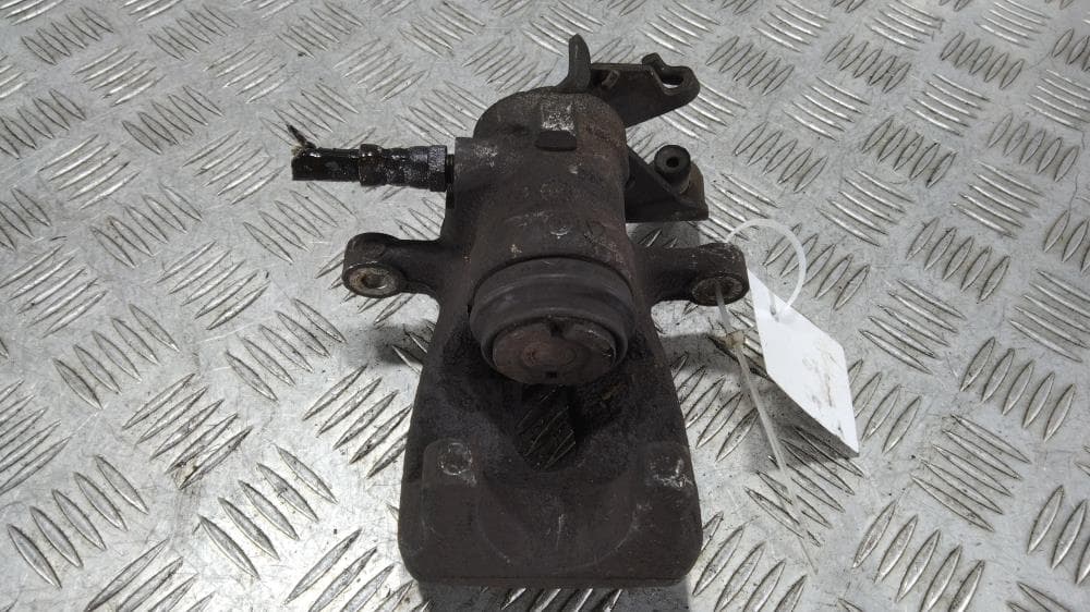 Суппорт задний левый к Alfa Romeo 156 2-й Рестайлинг (03-07)