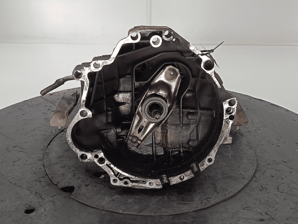 КПП механическая (МКПП) к Volkswagen Passat B5 (96-00)