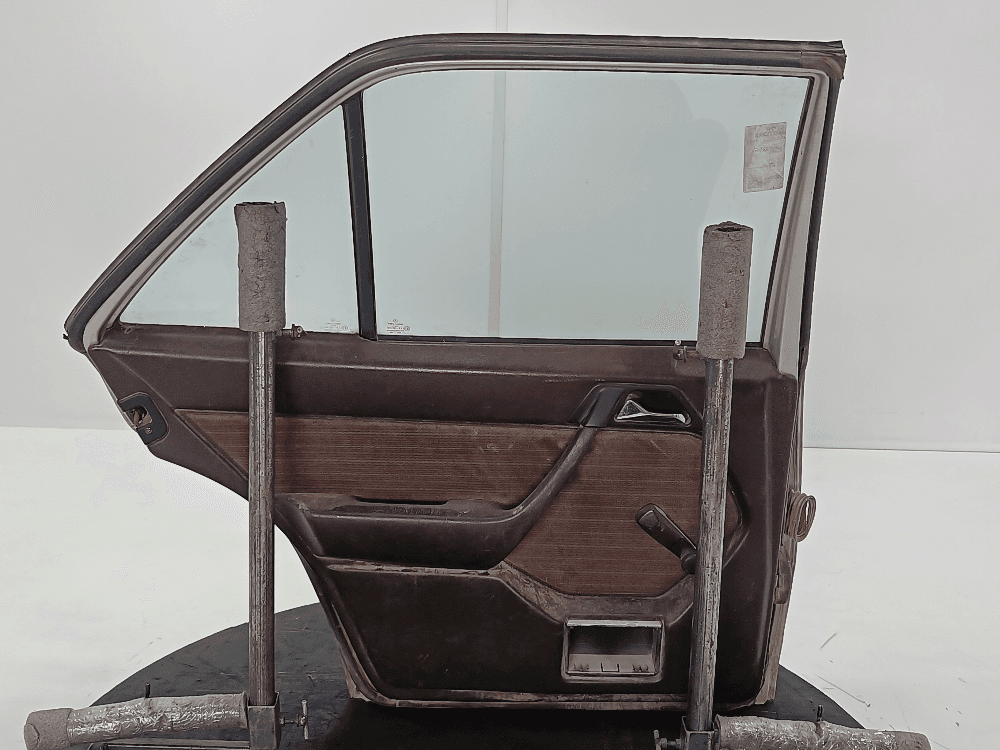 Дверь задняя левая к Mercedes E Class W124 Рестайлинг (89-93)