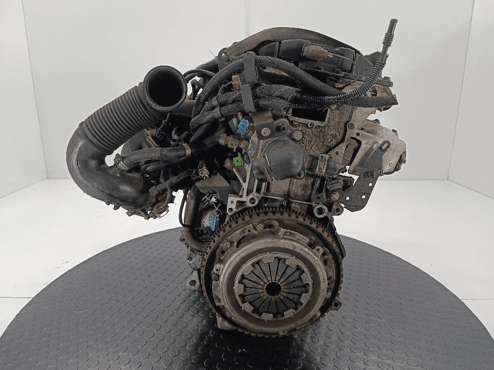 Двигатель к Peugeot 406 (95-99)
