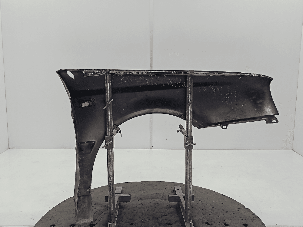 Крыло переднее левое к Volkswagen Golf 3 (91-99)