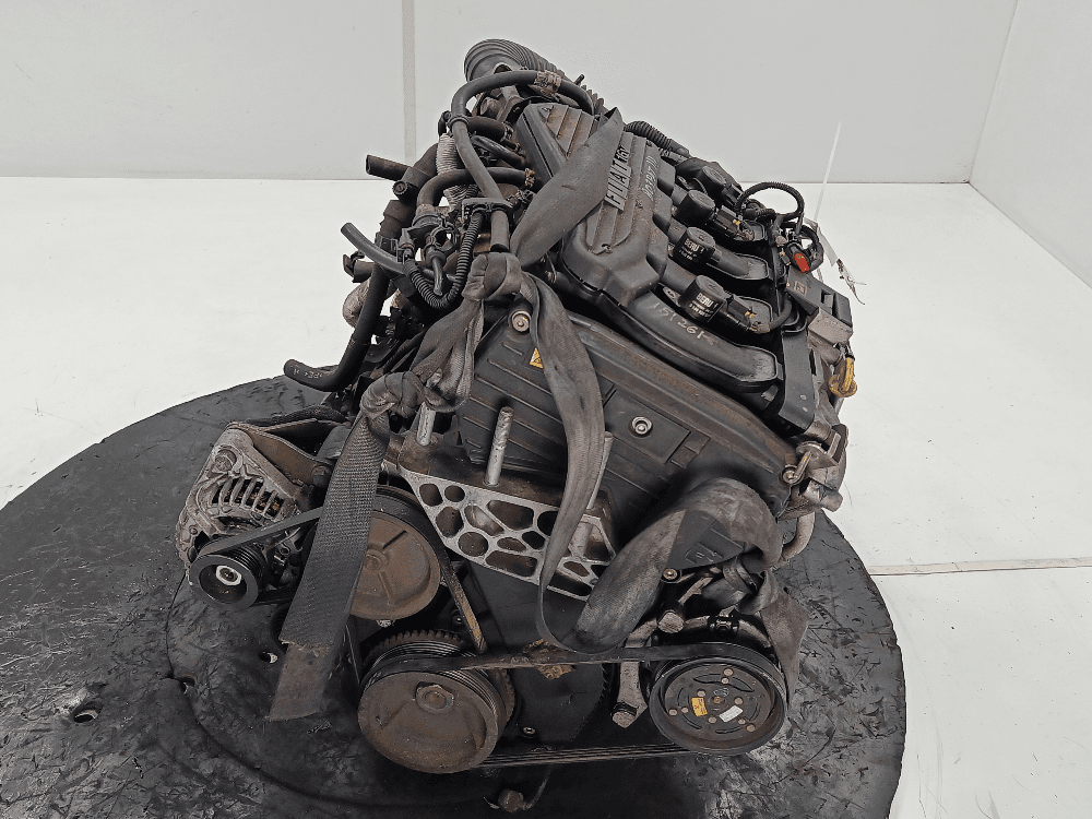 Двигатель к Fiat Stilo (01-10)
