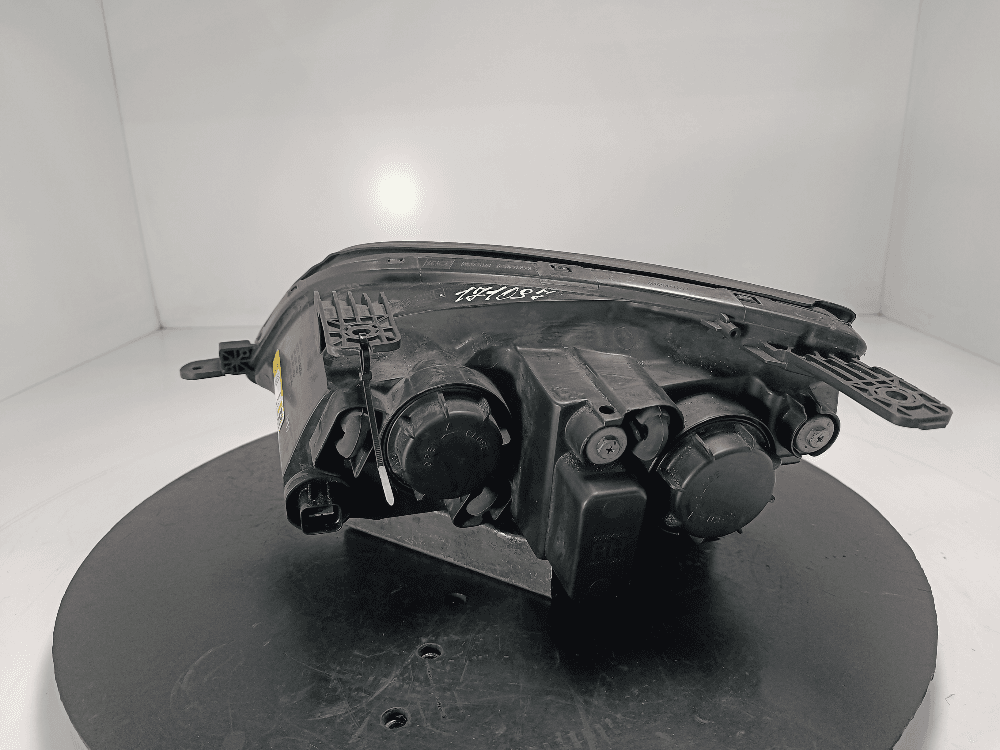 Фара правая к Opel Antara (06-11)