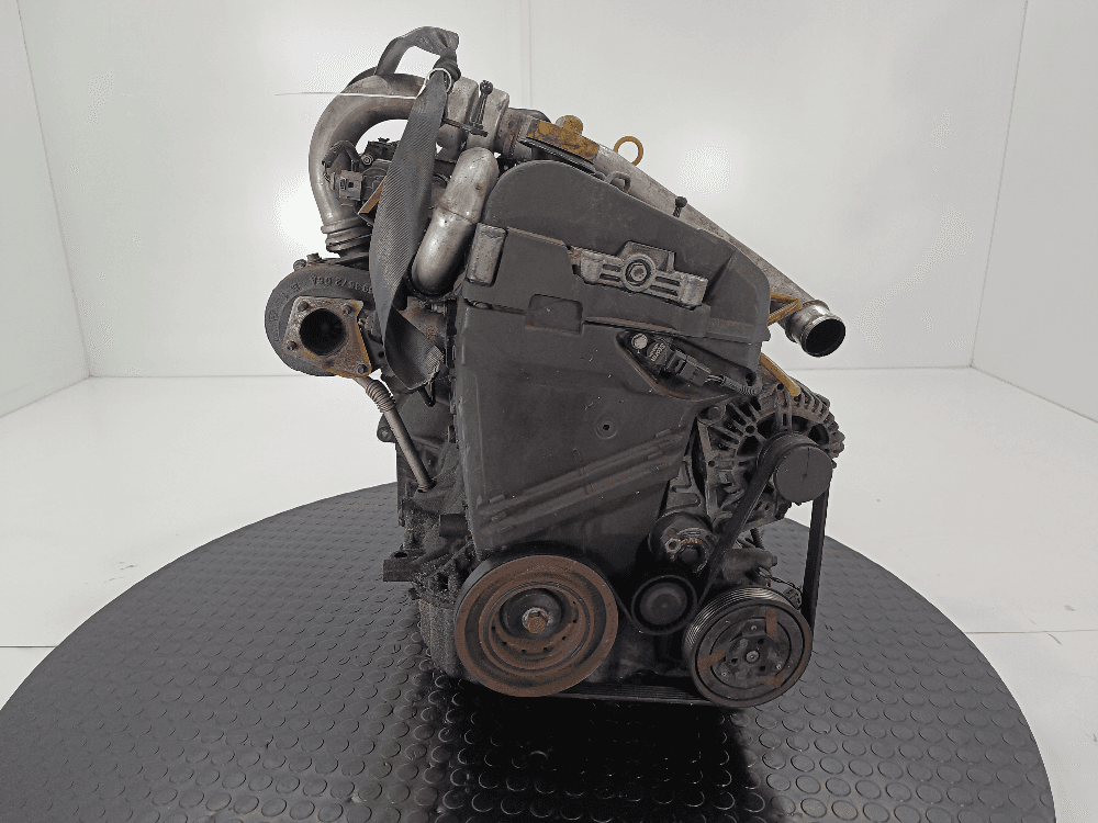 Двигатель к Renault Megane 2 (02-06)
